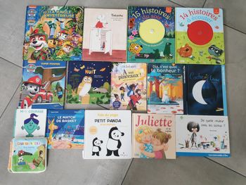 Lot 15 livres bébé