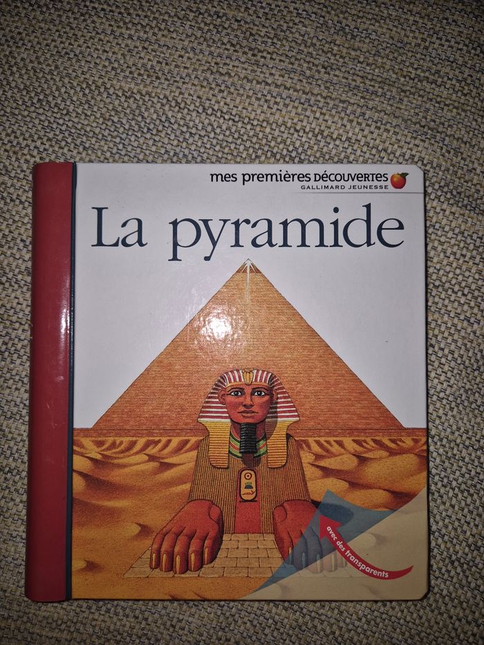 La pyramide  - Gallimard Jeunesse