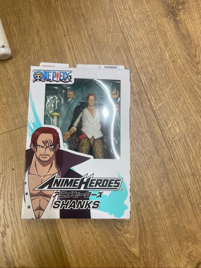 Figurine one piece