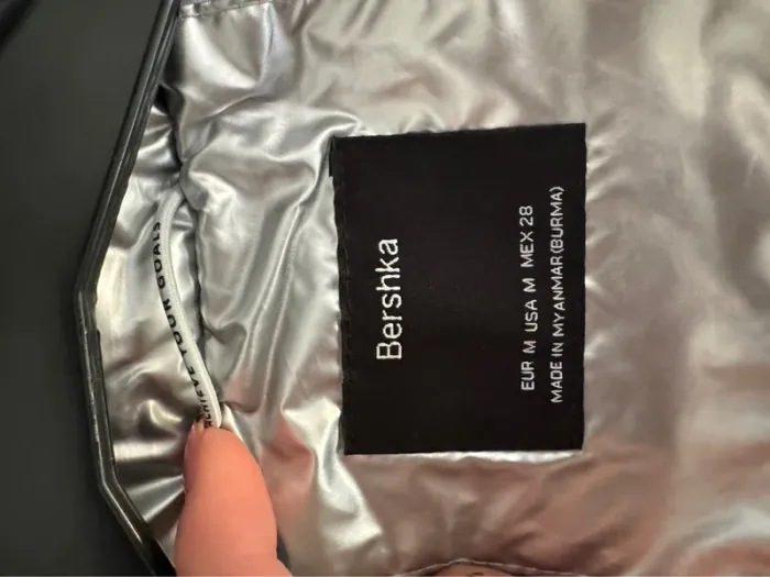 Doudoune argentée Bershka - photo numéro 10