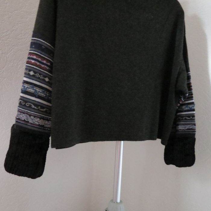 ✨ Cardigan cosy avec superbes boutons et manches à motif – unique & stylé ! ✨ - photo numéro 10