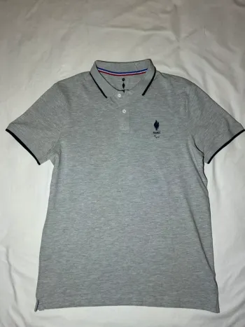Polo gris jeux olympiques Paris 2024