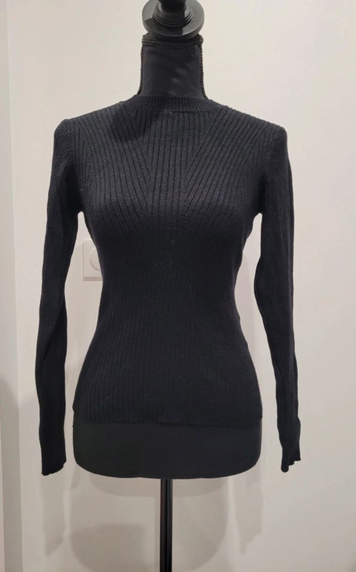 Pull léger Kiabi, taille S.