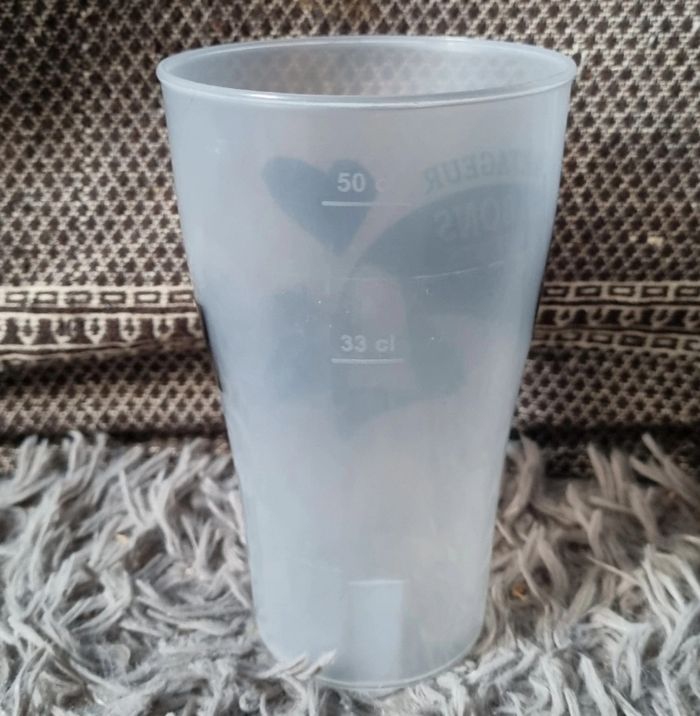 Grand verre plastique publicitaire V&B 50cl - photo numéro 4
