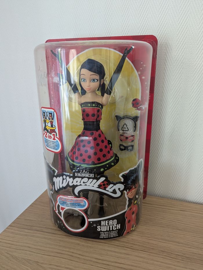 Poupée miraculous ladybug hero switch - photo numéro 2