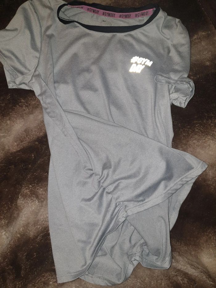 Tee-shirt sport - photo numéro 2