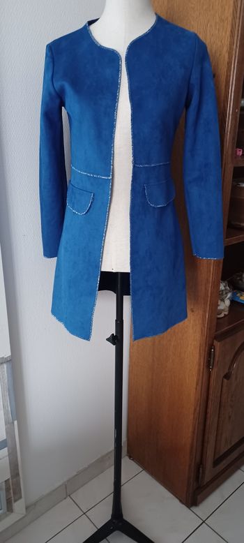 Très jolie veste suédine femme T S