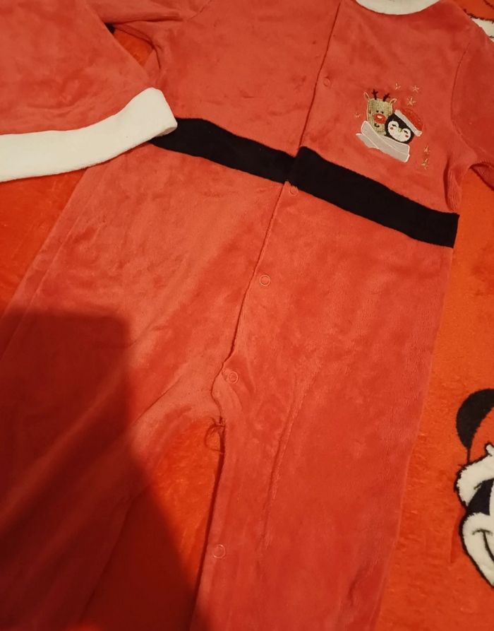 🧸Pyjama de Noël 1 pièce + bonnet taille 36 mois Mots d'enfants - photo numéro 3