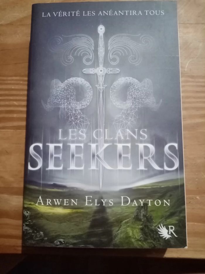 Les clans Seekers de Arwen Elys Dayton