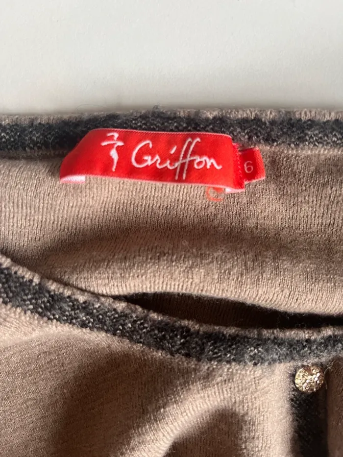 Pull 3/4 marron clair Griffon – fleurs en relief, perles décoratives, laine & acrylique, taille 6 - photo numéro 4