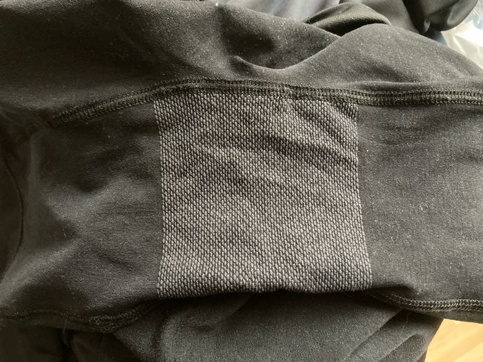 short gainant sculptant taille 38/40 - photo numéro 5
