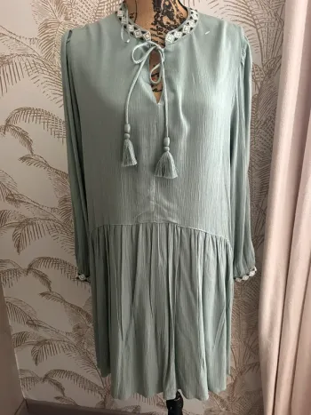 Robe sauge poudrée