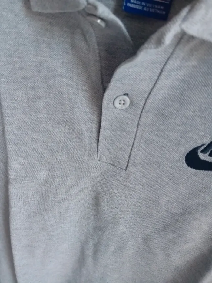 Polo nike brodé taille m - photo numéro 3