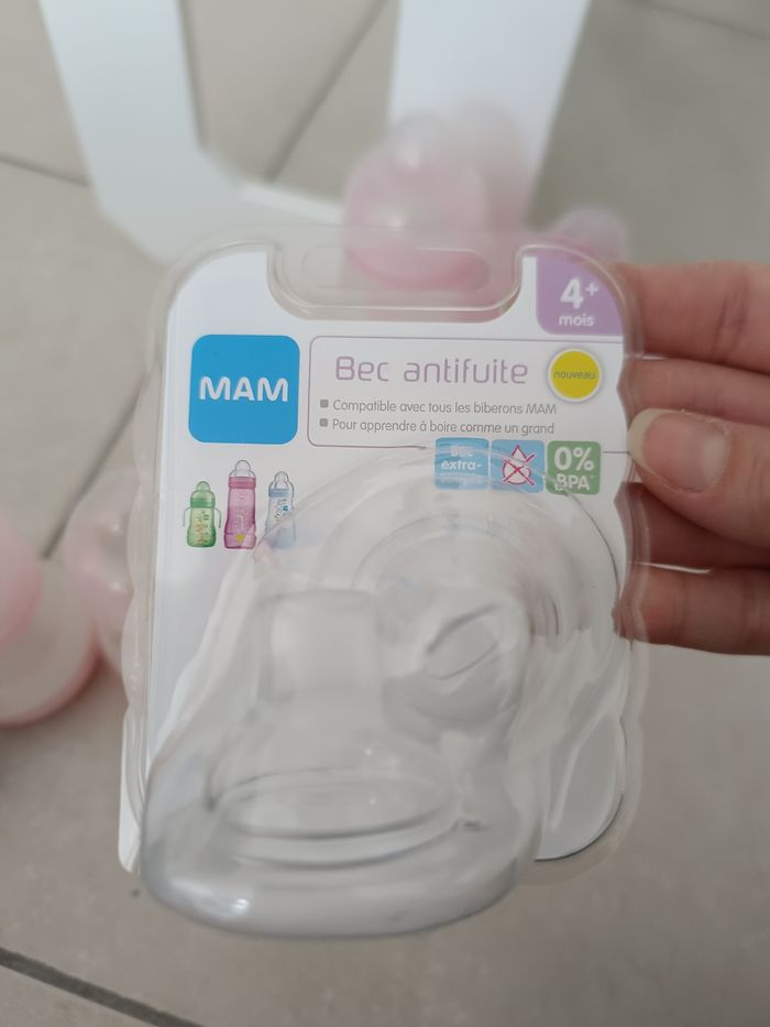 Lot biberons Mam - photo numéro 4