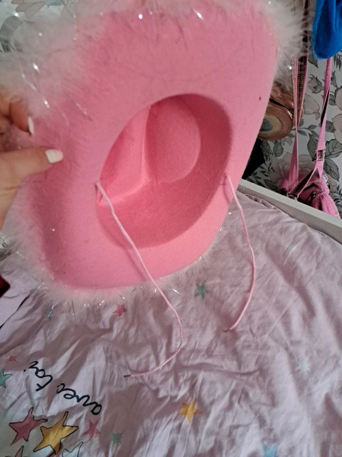Chapeau rose - photo numéro 2