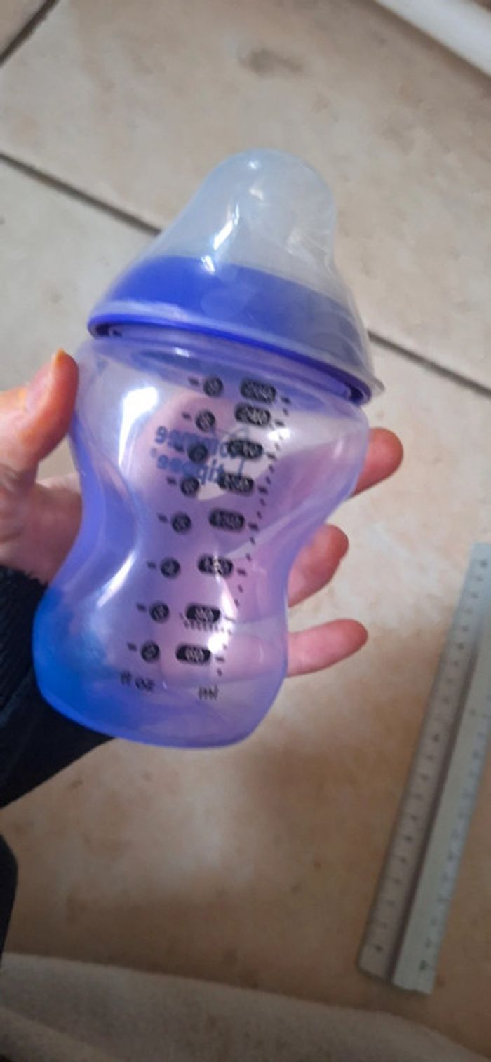 1 biberon tomme tippee - photo numéro 2