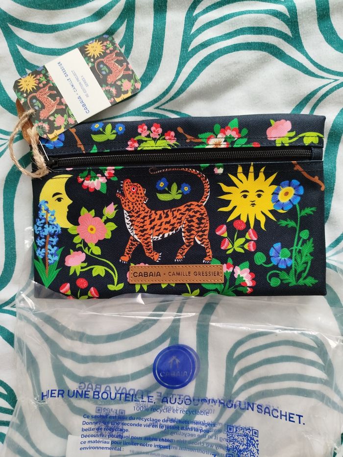 Pochette Camille Gressier cabaia neuf
