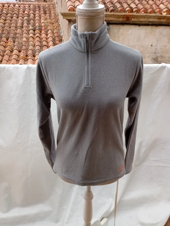 Pull polaire Quechua grise 14 ans