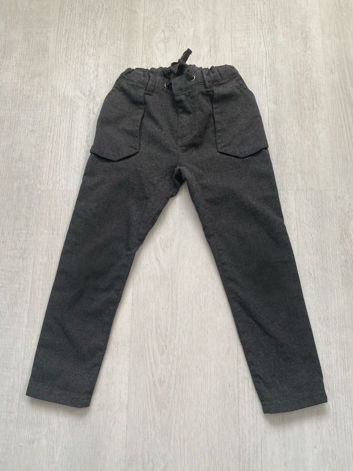 Pantalon tape à l’œil