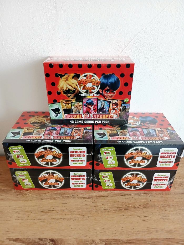TGC Miraculous Secrets 24 Booster Cards en Display NEUF - photo numéro 5