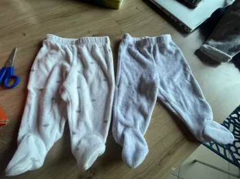 Lot de 2 Pantalon de pyjama avec pied blanc taille naissance