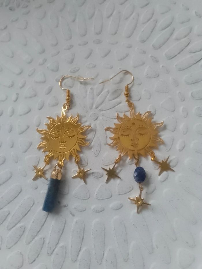 Boucles d'oreilles soleils bohèmes pierres naturelles