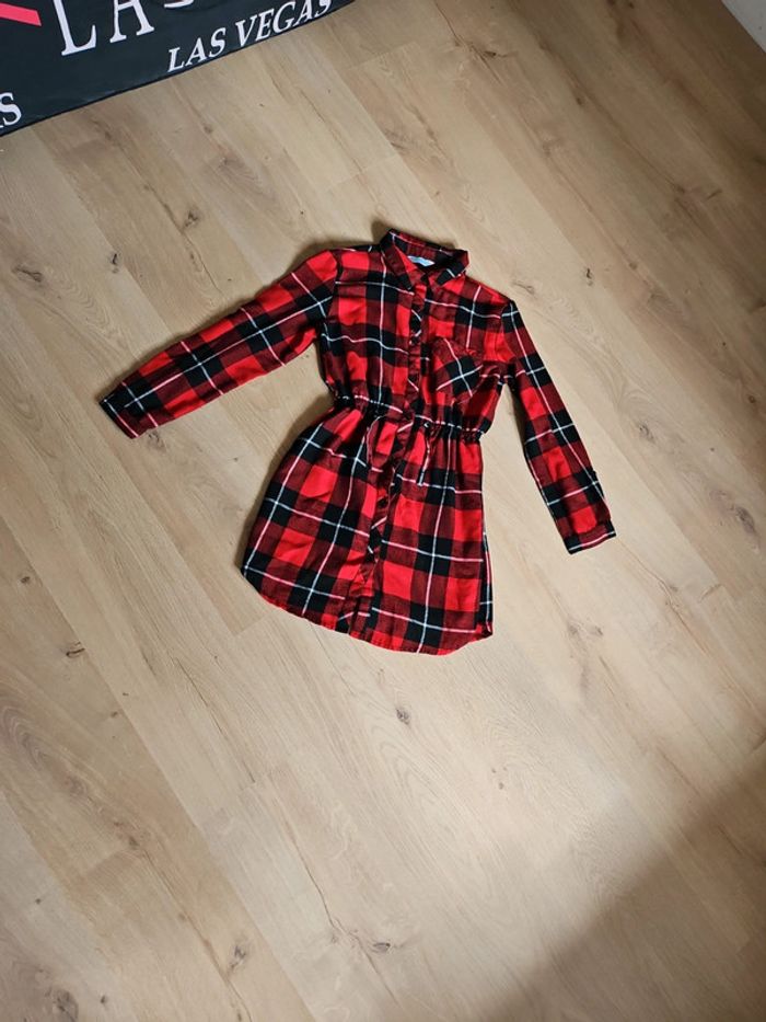 Robe à carreaux