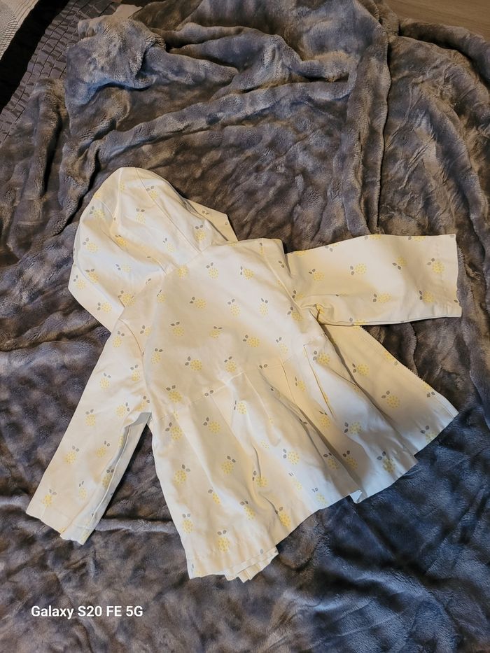 Vend trés jolie veste imperméable double tissu intérieur état impeccable de marque OBAIBI. - photo numéro 2