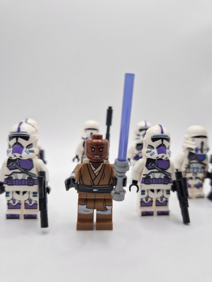 Figurines type lego Jedi Windu + 7 clones de la 187ème star wars - photo numéro 2