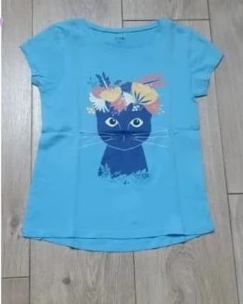 Tee-shirt Mc bleu motif chat kiabi 8 ans en très bon état