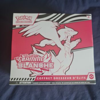 ETB Pokémon Flamme Blanche