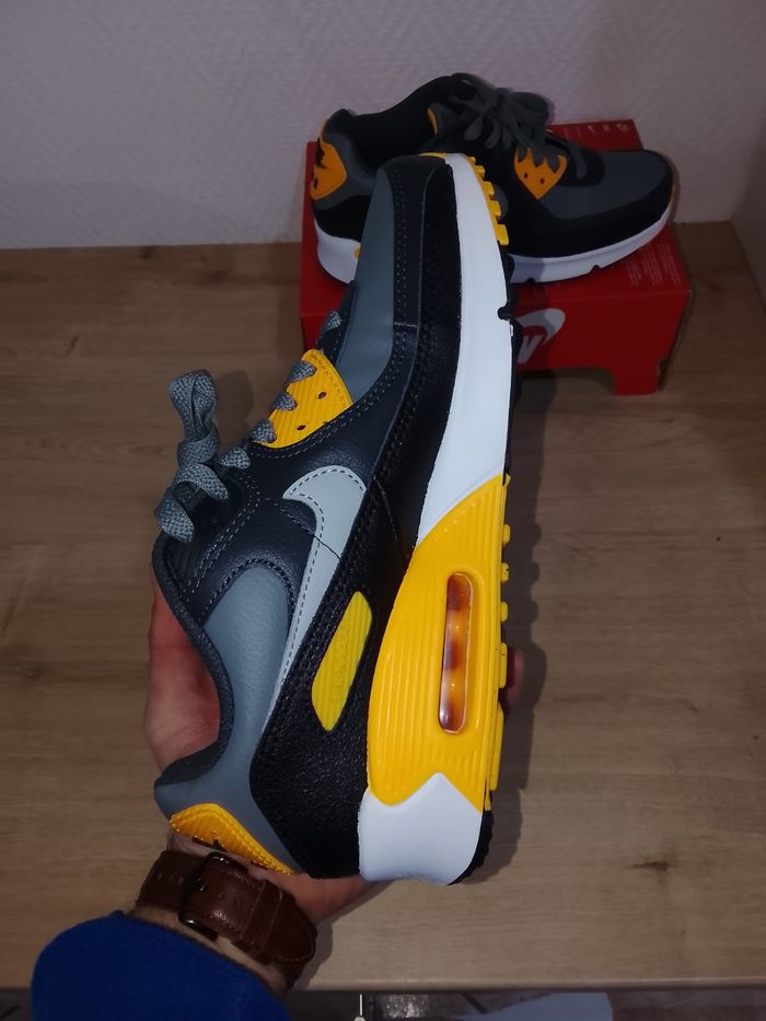 Air Max 90 taille 37.5 - photo numéro 2