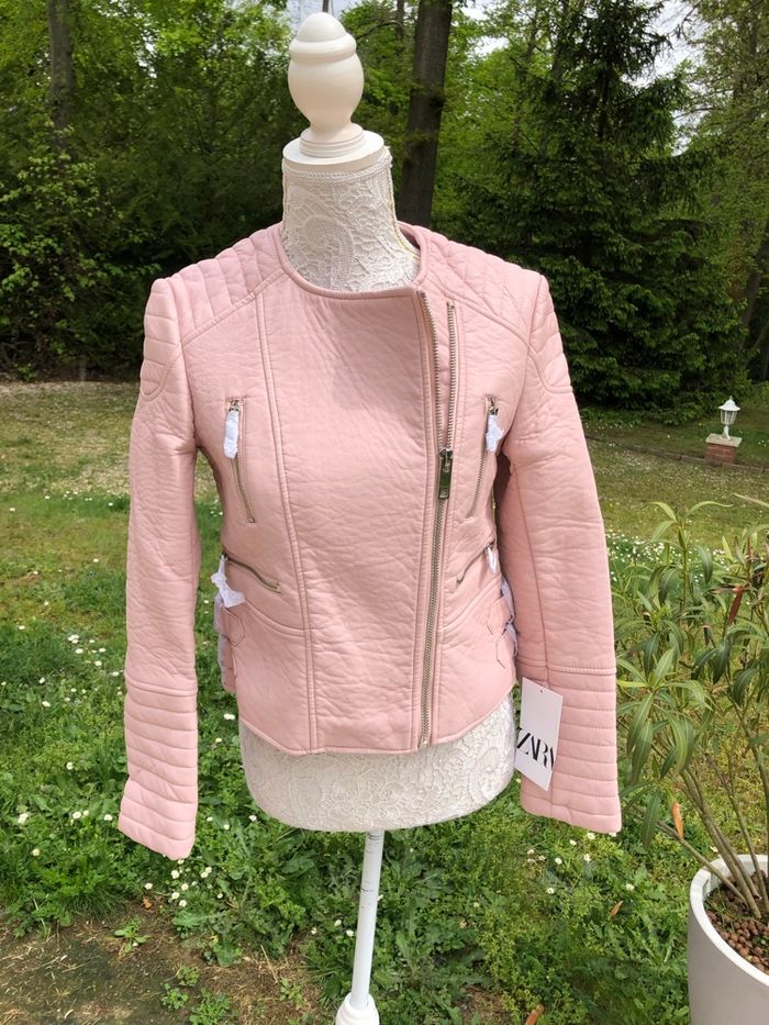 Blouson Zara en simili cuir neuve taille M