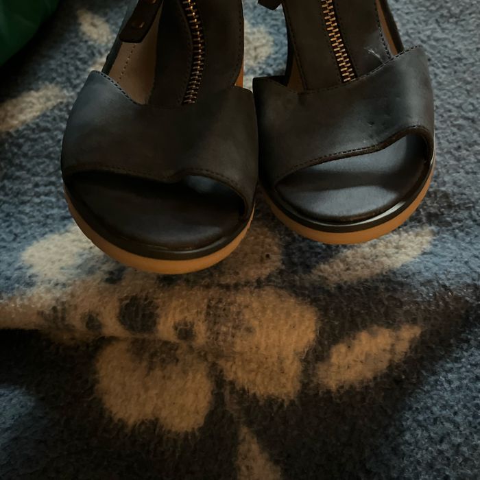 Sandales à talon bleu - photo numéro 6