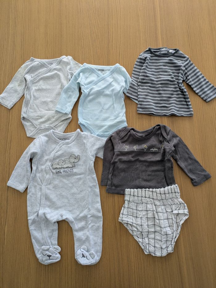 Lot de 6 pièces 1 mois