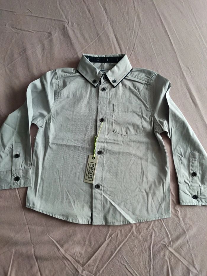 Chemise garçon 5 ans neuve