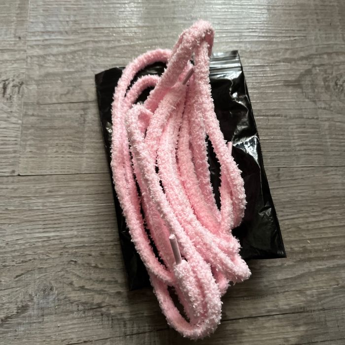 Asics NYC rose avec lacet fluffy rose - photo numéro 4