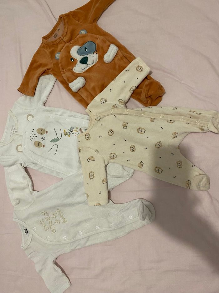 LOT OU PIÈCE ⚠️ taille 1 mois - photo numéro 2