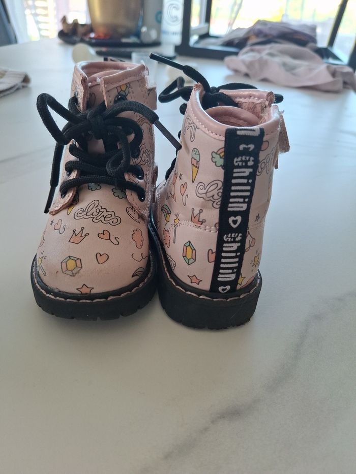 Chaussures fille Nini and Girls – taille 21 – très bon état - photo numéro 3
