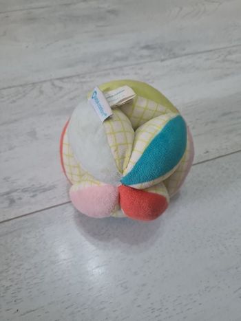 Balle d'éveil 1er âge Bébé Confort
