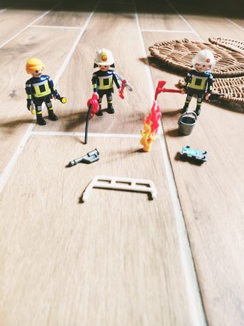 🔥Playmobil lot de 3 figurines/personnages pompiers avec divers accessoires