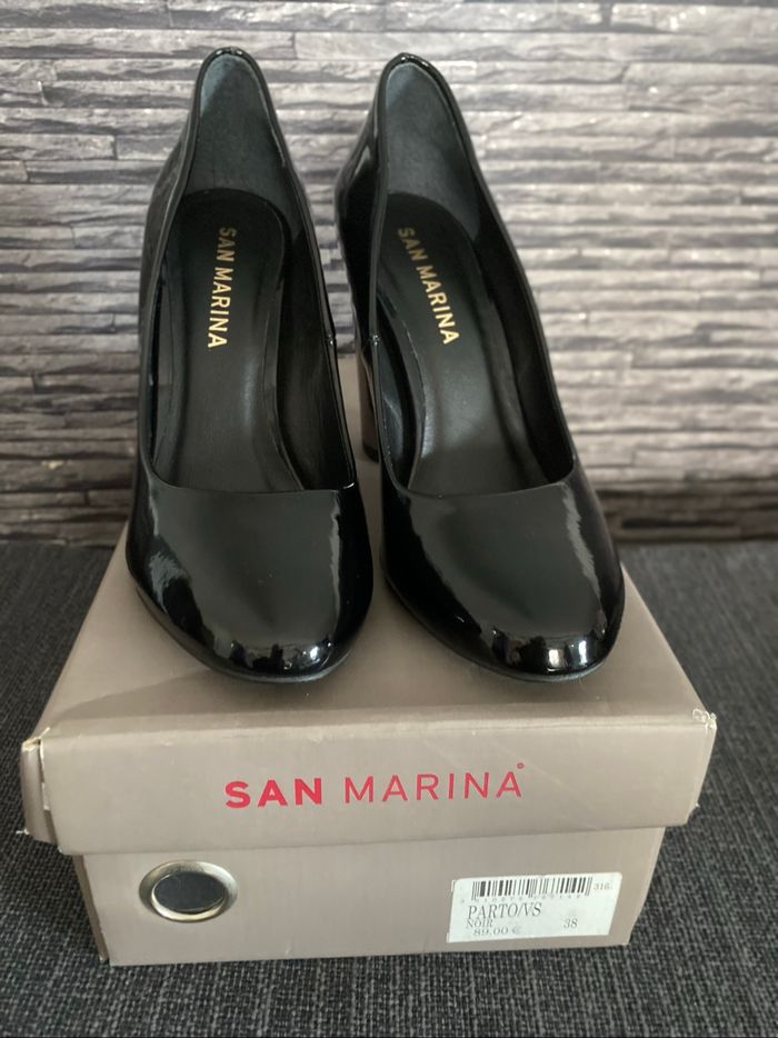 Chaussures vernies noir talon chromé 38 San Marina - photo numéro 7