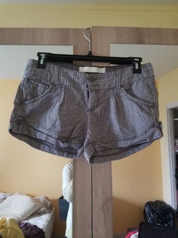 short a carreaux