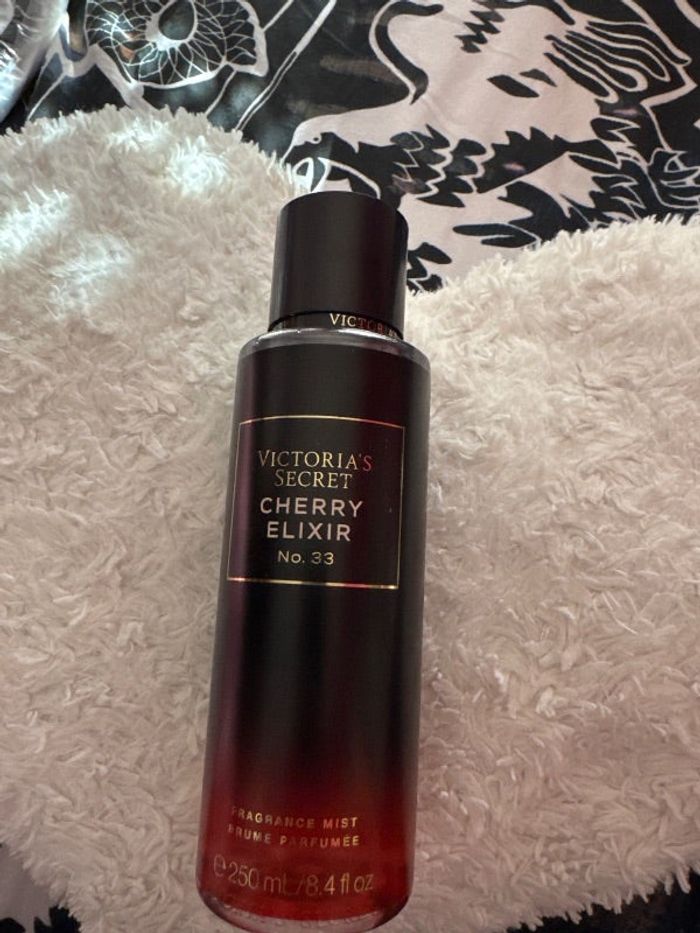 Brume victoria s secret  cherry élixir No 33