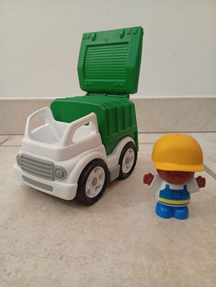 Camion poubelle - photo numéro 2