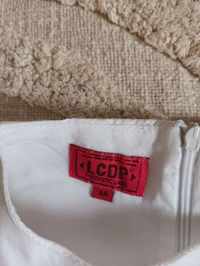 Jolie robe blanche La Compagnie des Petits taille 3 ans - photo numéro 2