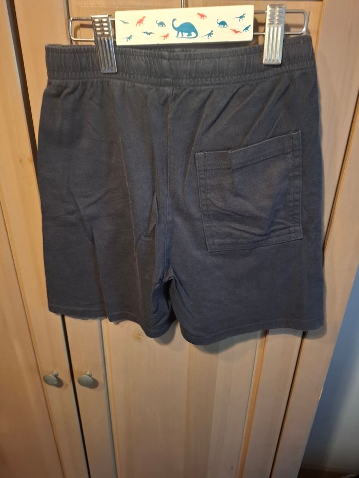 Short 10 ans - photo numéro 2
