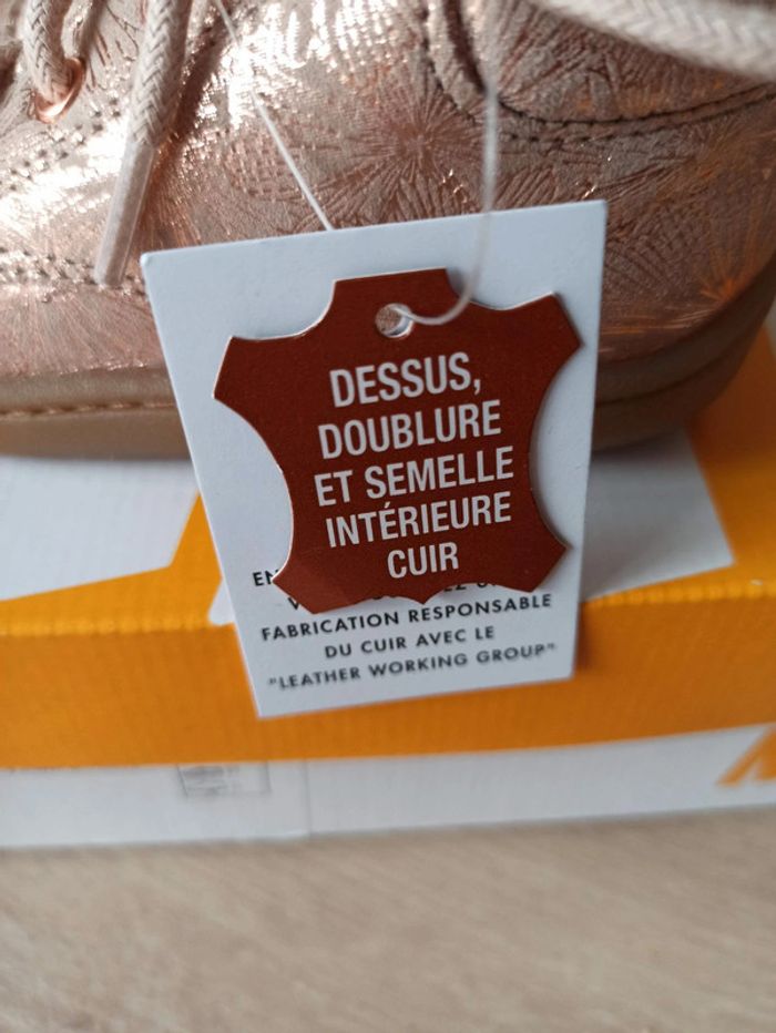 Chaussures fille pointure 22 neuve - photo numéro 7