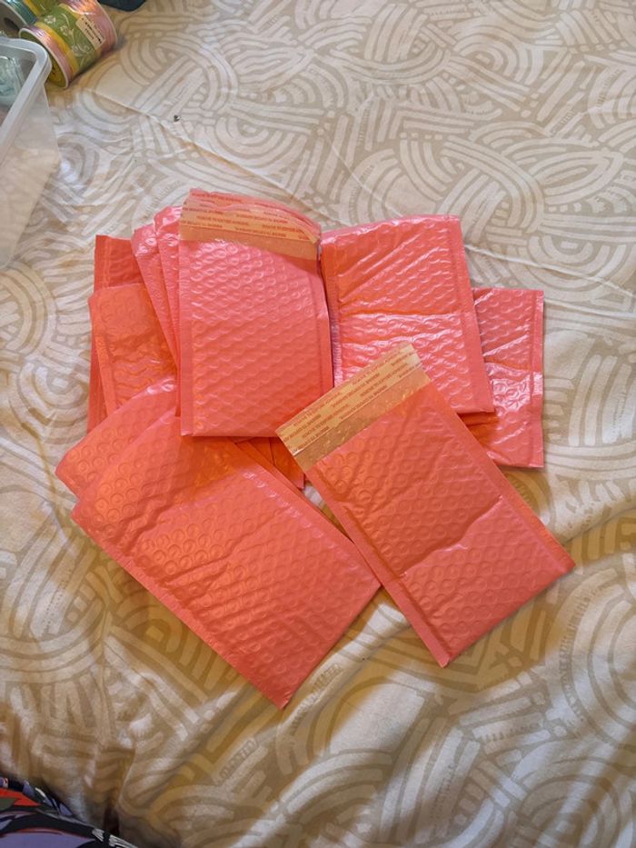 Enveloppes à boules