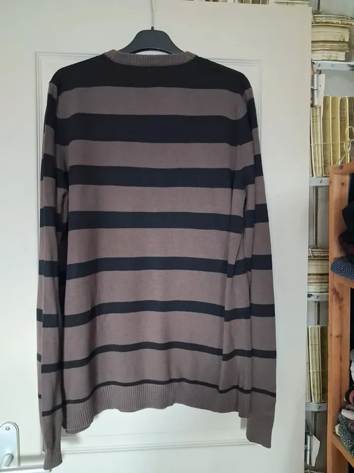 Pull rayé taille XXL - photo numéro 4